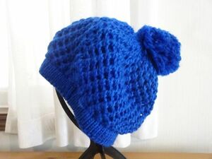 ￥ 韓国製 ￥レディース・ガールズ　編み込みニット帽　青色帽子　サイズ５７cm〜５９cm　キャップ　帽子
