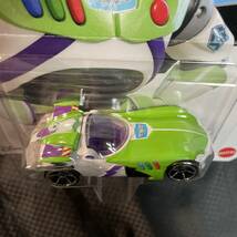 ホットウィール Hot wheels【日本未入荷 CHARACTER CARS】Disney Buzz Lightyear バズ ライトイヤー ディズニー_画像3
