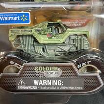 MONSTER JAM【Walmart限定】SOLDIER ２台セット モンスタージャム_画像3