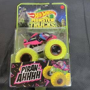 ホットウィール【Target限定日本未発売】 Hot wheels MONSTER TRUCKS GLOW IN THE DARK PIRAN-AHHHH モンスタートラック ピラニア