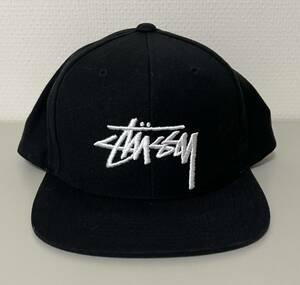  希少 stussy ステューシー USAモデル【日本未発売】 ロゴ入り　ベースボール ウール キャップ スナップバック　ブラック size フリー