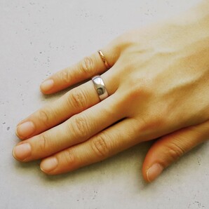 指輪 サージカルステンレス 甲丸 鏡面仕上げ 光沢 艶 シャイニー リング 316L メンズ レディース 結婚指輪 安い シンプル 【6mm/19号】の画像2