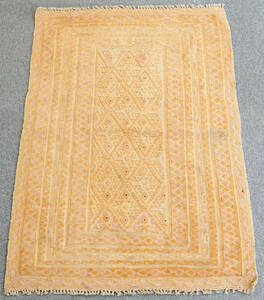 アフガニスタン　マシュワニキリム 手織り絨毯　size:115cm × 76cm