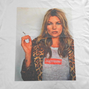 新品【KATE MOSS】ケイトモス セクシー タバコ プリント Tシャツ Mの画像2