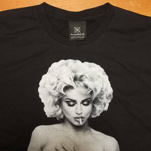 新品 【Madonna】マドンナ Bad Girl ヌード プリント Tシャツ M // バッドガール Queen of Pop ロックTシャツ バンドTシャツの画像3