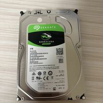 X275:（動作保証/使用0時間）Seagate BarraCuda ST2000DM005-2CW102 2TB 3.5インチHDD 2000GB_画像1