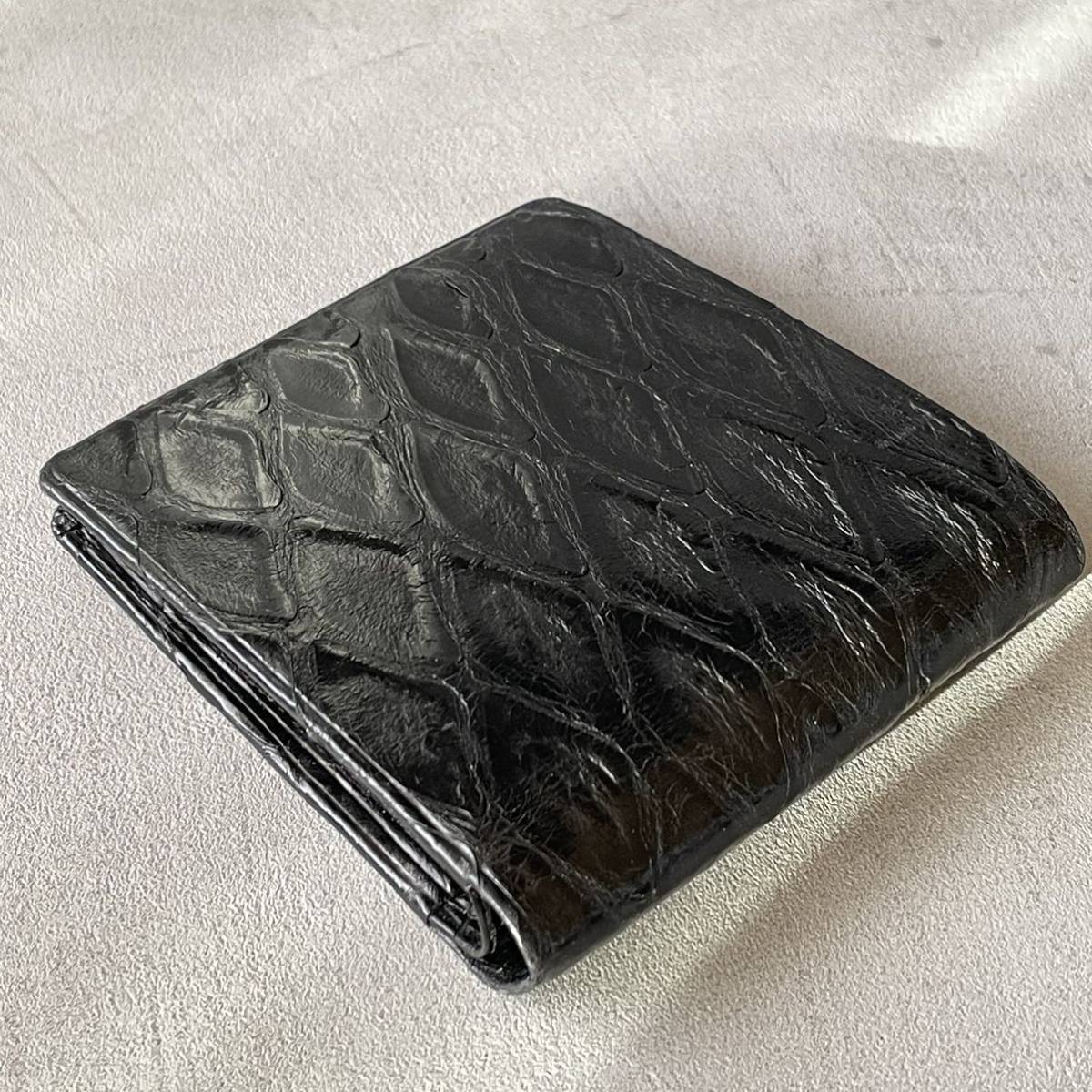ヤフオク! -「センザンコウ財布」の落札相場・落札価格