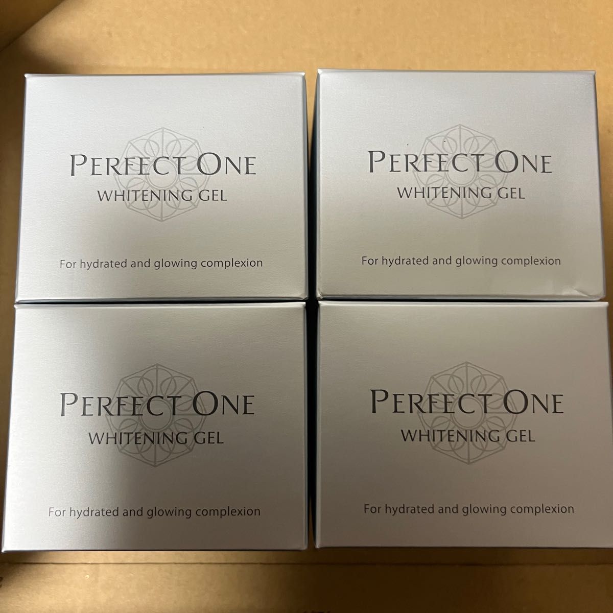 パーフェクトワン 薬用ホワイトニングジェル 75g 4個セット|PayPayフリマ