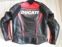 中古品 DUCATI DAINESE ドゥカティ ダイネーゼ レザージャケット ブラック EU50/L パニガーレスーパースポーツスクランブラー998モンスター_画像2