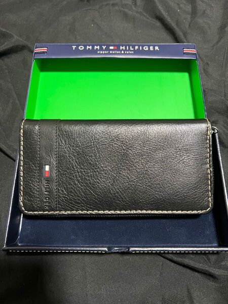 TOMMY HILFIGER トミーヒルフィガー メンズ長財布 ラウンドファスナー Super Waxy 31TL13X023