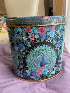 ANNA SUI* cosmetics can * beautiful goods 