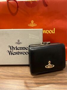 美品　Vivienne Westwood 財布 ヴィヴィアンウエストウッド 三つ折り財布 黒　