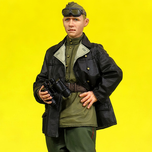 [181] 完成品 1/35 フィギュア WW2 ソビエト ロシア 戦車兵 双眼鏡を持った士官 戦争後期 Painted and Built Figure 50mm