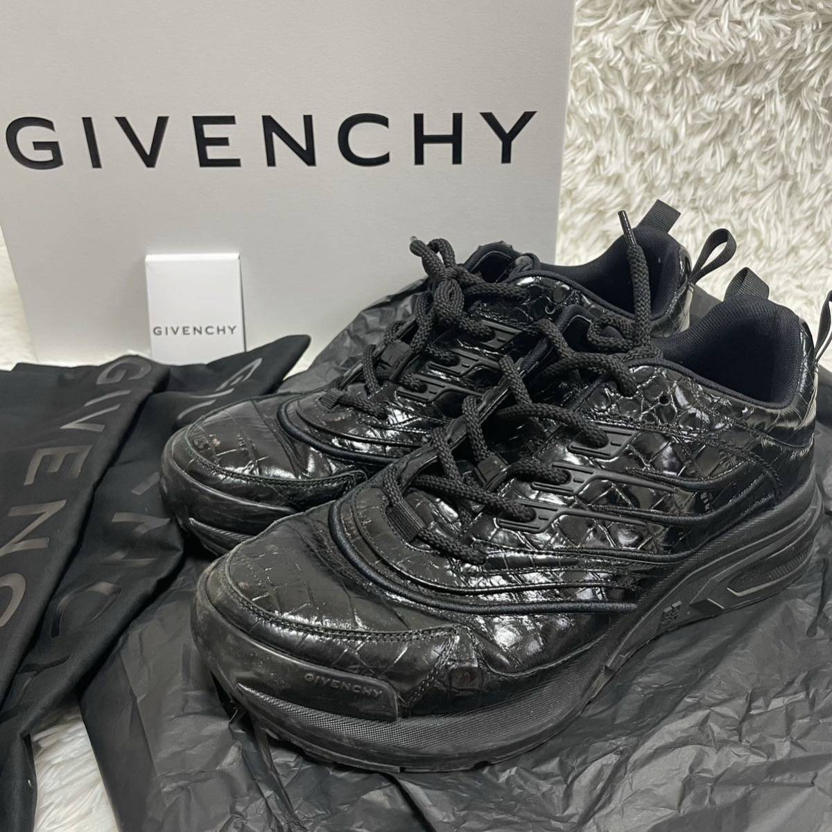 2023年最新】ヤフオク! -givenchy スニーカーの中古品・新品・未使用品一覧