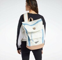 REEBOK CLASSIC GIGI HADID スリング バッグ リュックサック バックパック リーボック BAG ジジ ハディッド ヨガ ジムバッグ ベクターロゴ_画像2