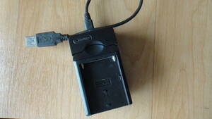 中古美品 SONY充電器 代用品 互換USB充電器★ For ☆ CANON ☆ charger 充電器