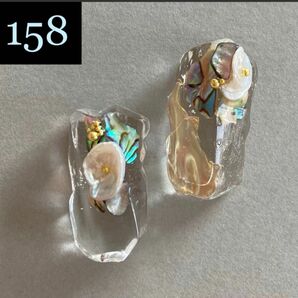 ハンドメイドアクセサリー☆レジンの水晶柱と淡水パール&貝のクリアなイヤリング（ピアス変更可）