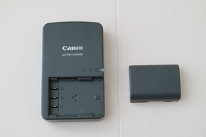 ＜ キヤノン ＞ CANON 純正チャージャー CB-2LW ＜ BP-2L5 充電器 ＞