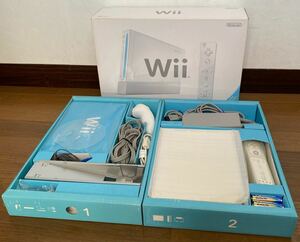 任天堂Wii 本体 シロ Nintendo Wiiリモコンプラス付