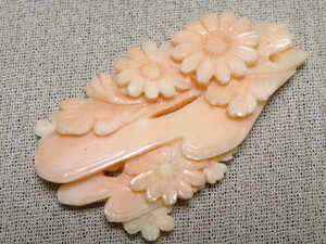 サンゴ ルース 彫刻細工 珊瑚 花彫刻 その2 M