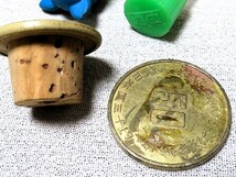 レトロ小物 玩具いろいろ ロゼットミラーコンパクト 白子さん ウメ星デンカ カルピスコルク栓 仮面ライダー のらくろクンスタンプなど_画像7