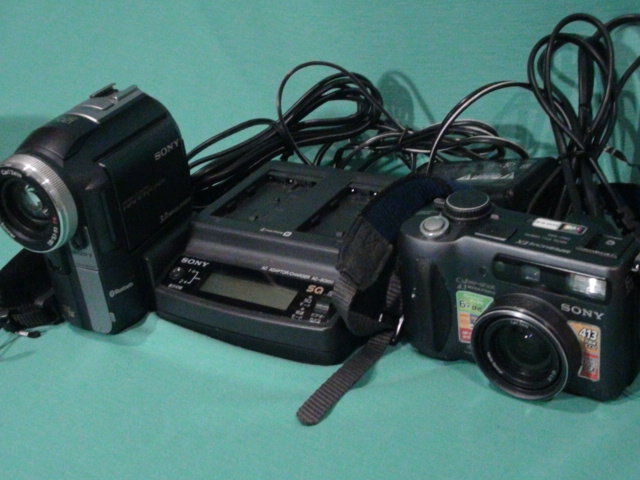 ソニー SONY DCR-PC350 S デジタルビデオカメラレコーダー(シルバー