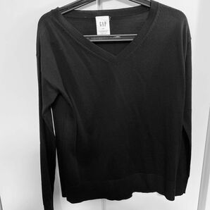 【GAP】 メリノウールVネックセーター