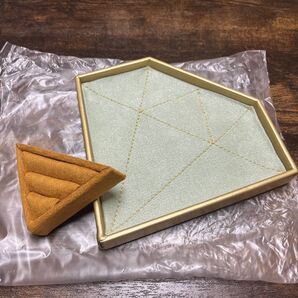 ダイヤ型 ジュエリートレー ミルフローラ