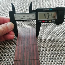 ローズウッド指板 フレット溝 レスポール SG フライングV エクスプローラー フィンガーボード ギター材料 自作派 ミディアムスケール_画像6