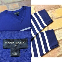 ME6-986★USA直輸入★状態良好◎【BANANA REPUBLIC バナナリパブリック】細ボーダー Vネック 薄手 ニット【メンズ M】グレー 青 セーター_画像5