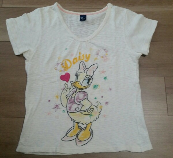 Mサイズ disney Daisy ディズニー デイジー 半袖 オフホワイト イラスト 刺繍 アップリケ Vネック Tシャツ 綿100 送料無料