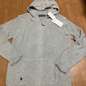 新品未使用タグありMCDニットパーカー