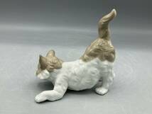 国内発送 リヤドロ 猫 ネコ 置物 フィギュリン 陶器 陶器人形 5091 (61-80-623)_画像4