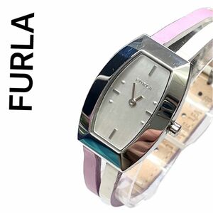 稼働　美品　FURLA レディース腕時計　トノー　シルバー　ピンクベルト　ホワイトバンド　カジュアルウォッチ　