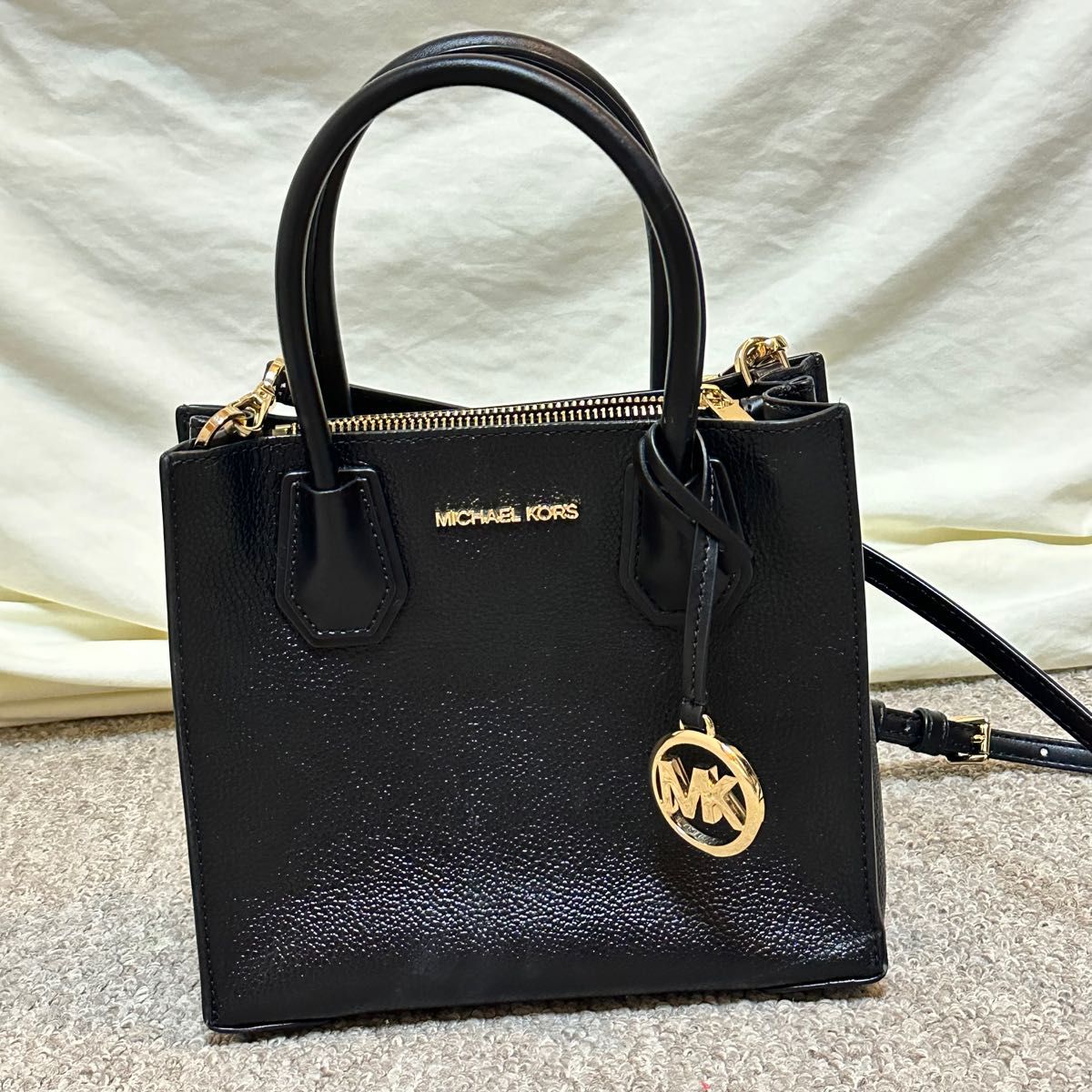 MICHAEL KORS マイケルコース ciara シアラ ミディアム メッセンジャー