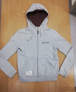 “Snow Peakスノーピーク ”バックプリントデザイン・フルZIPスエットパーカー◆90サイズ(成人男性Sサイズ、女性Mサイズ程)霜降りグレー