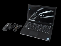 [良品] SONY VAIO Pro PF VJPF11C12N Core i5 7200U Win10 RAM8GB SSD256GB 11.6W カメラ BL-KB AC_画像1