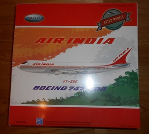 RETRO MODELS　1/200　エアインディア　B747-200