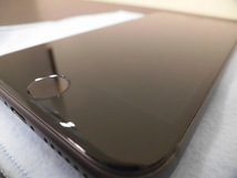 Apple アップル iPhone 8 64GB 制限〇 初期化済み SIMロック解除済み 現在バッテリー83％ SIMトレイ欠品 激安1円スタート_画像6