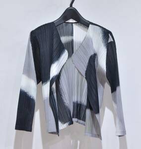 PLEATS PLEASE ISSEY MIYAKE プリーツプリーズ イッセイミヤケ 総柄 カーディガン ブラック × グレー 3 Y-321564