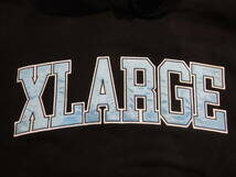 X-LARGE XLARGE エクストララージ COLLEGE LOGO HOODED SWEATSHIRT ブラック Lサイズ 人気商品 _画像2