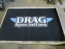 新品 DRAG Specialties/ドラッグスペシャリティーズ製 フロアマット大サイズ (ハーレー/ナックル/ショベル/パンヘッド/エボ/アメリカン雑貨_画像1