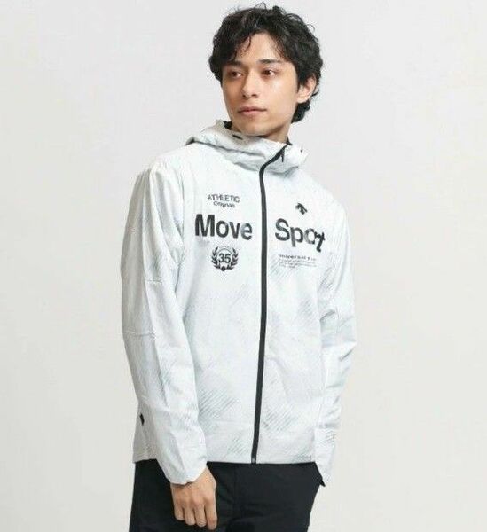 DESCENTE HEATNAVI 総柄グラフィックフーデッドジャケット