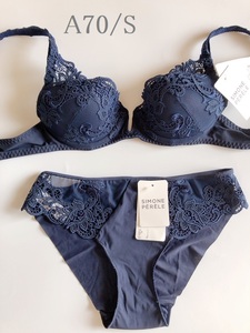 A70+S☆Simone Perele　シモーヌ ペレール　SAGA　高級海外ランジェリーセット　紺