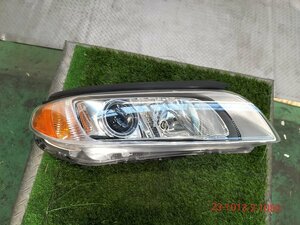 * clean eyes!! DBA-BB5254W Volvo V70 2.5T LE original driver`s seat side right HID head light headlamp light axis screw OK 31353535*