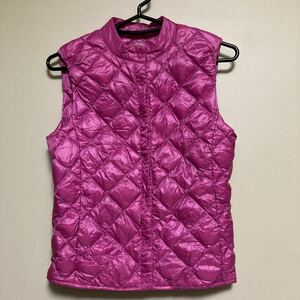 ⑪UNIQLO* Uniqlo *S size * lady's down vest * pink * button 