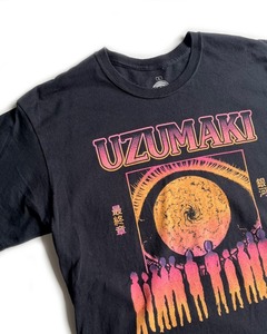 ■ JUNJI ITO COLLECTION UZUMAKI Tシャツ ■ 伊藤潤二 うずまき ホラー アニメ ムービー 映画 80s 90s 90's Y2K