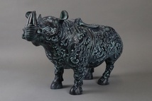 中国美術 銅製 青銅 犀(サイ) 蓋物 香炉 置物 幅56cm 重11kg 細密細工 古美術品[b1093]_画像5