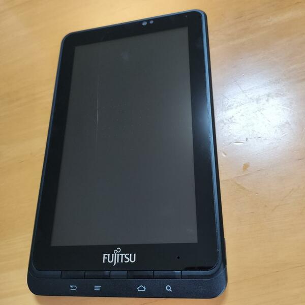 ジャンク FUJITSU タブレット端末 FMVNM41A