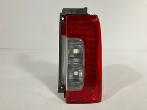 ダイハツ純正 LA600S/LA610S タント後期 LED テールライト 右用 KOITO 220-51391 棚番T-270 ジャンク